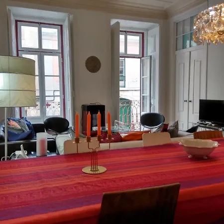 Charm And Space In Historic Апартаменты